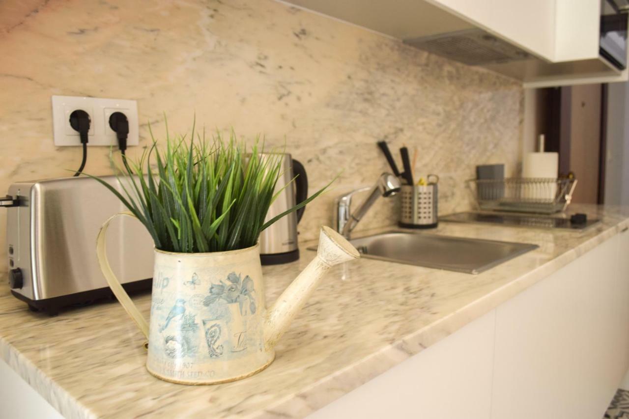 Aurora Garden Apartment Порто Екстериор снимка